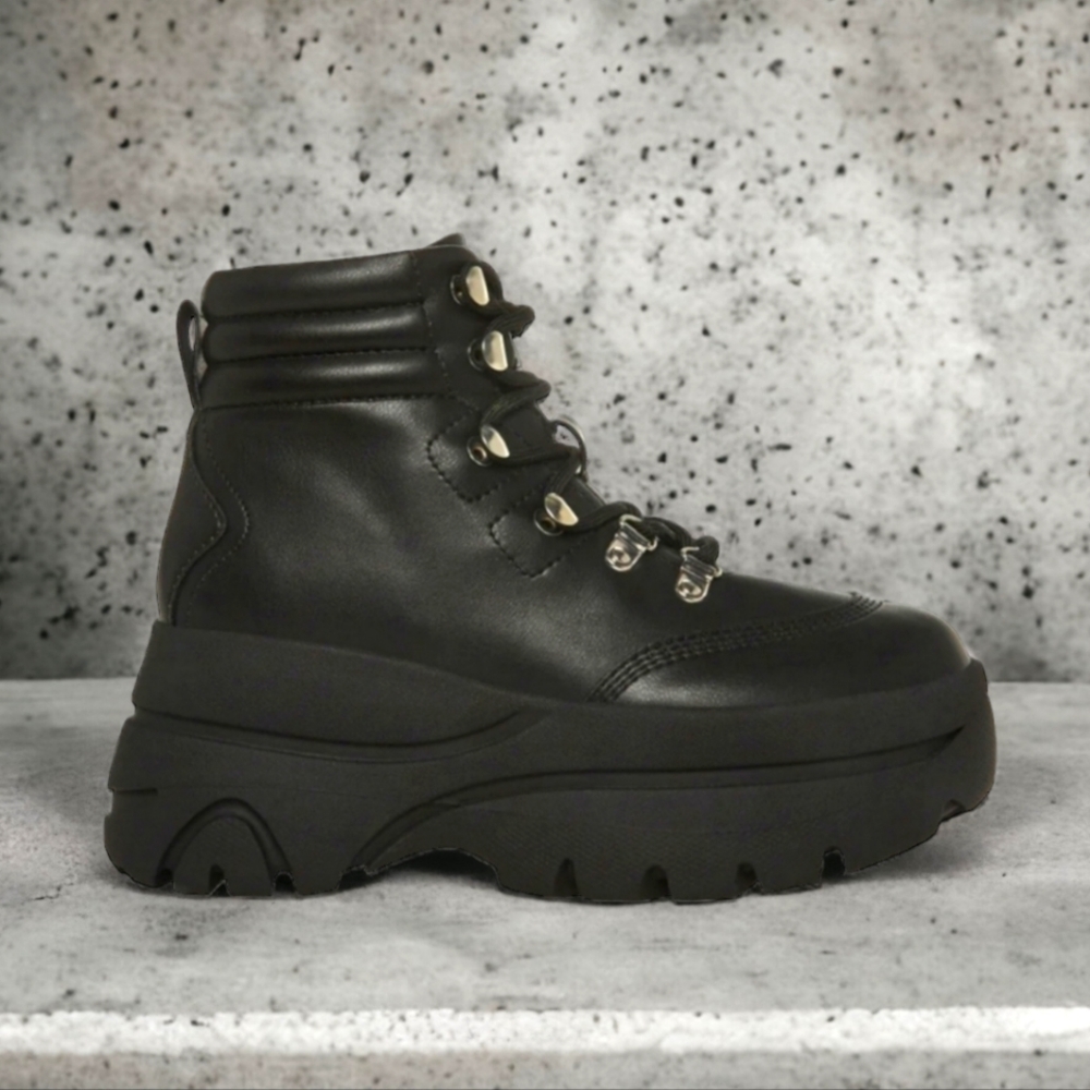 Steve Madden Husky Boots - Picture 16 of 16